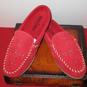 Minnetonka Flat Mules